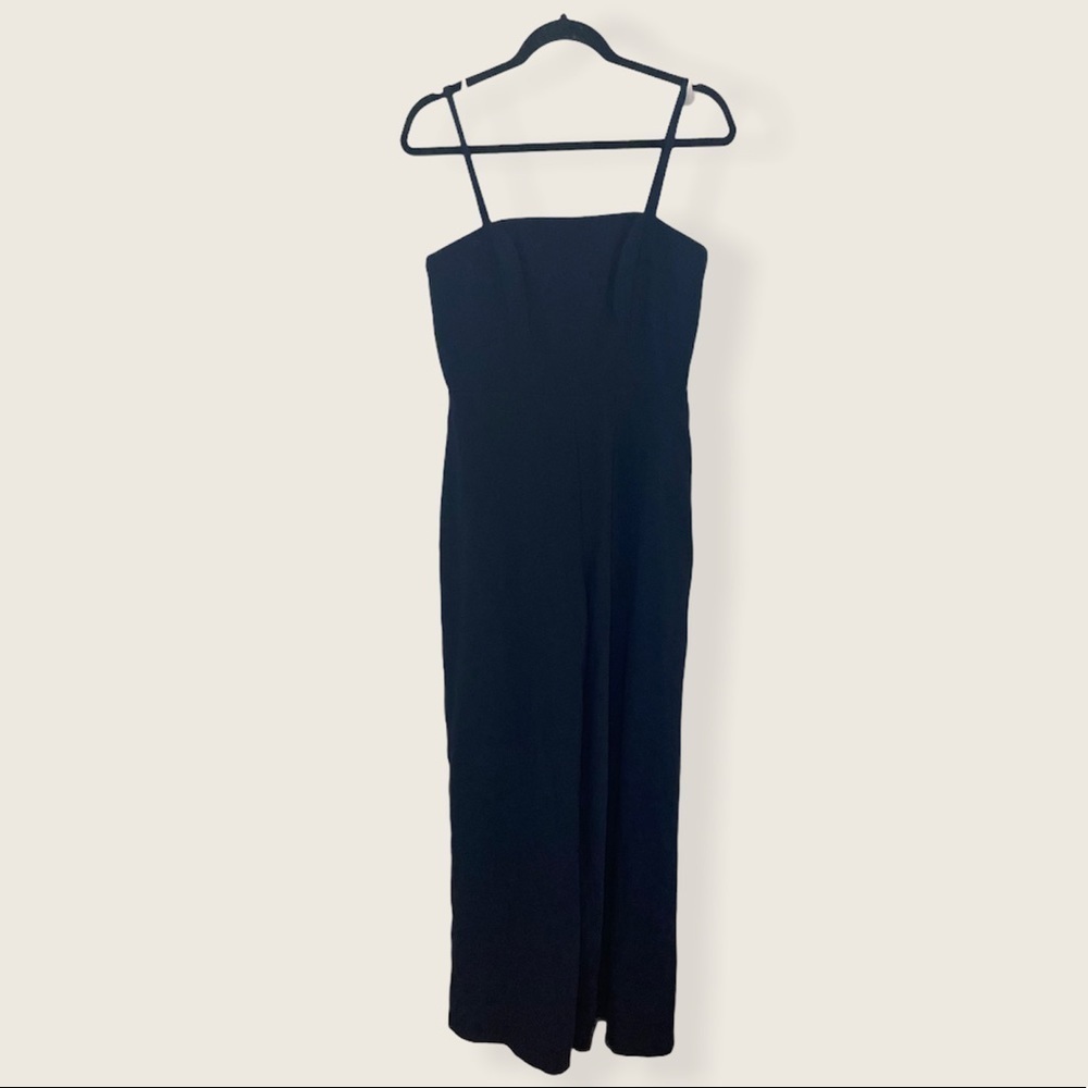 Dressy collection SPAGHETTI STRAP CREPE JUMPSUIT - Picture 2 of 8